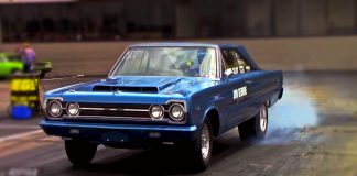 1967 plymouth satellite drag racing