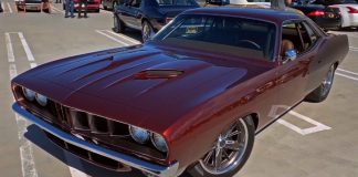 1971 plymouth cuda restomod