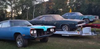 barn find mopar muscle cars