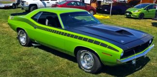 restored 1970 plymouth cuda aar 4-speed