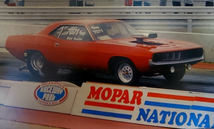 1971 plymouth cuda drag racing