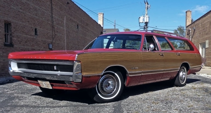 big block 1970 plymouth sport suburban wagon