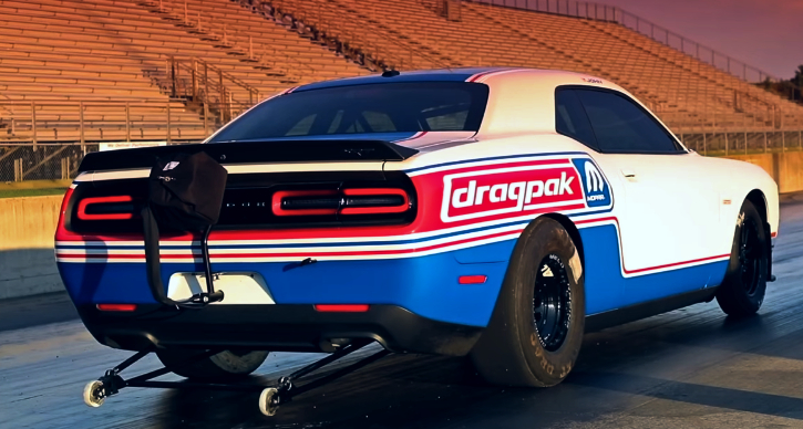 2020 drag pak dodge challenger 1/4 mile racing