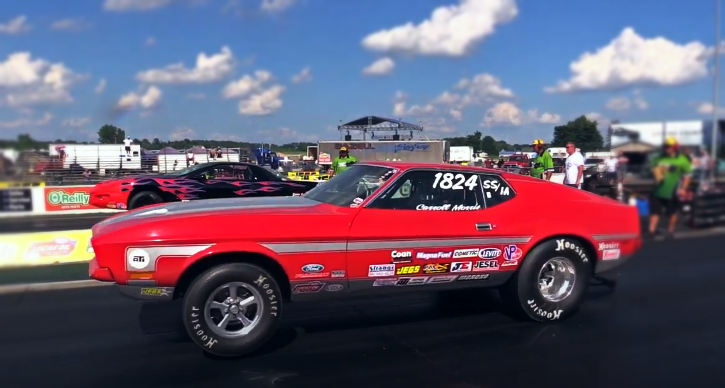 super stock ford mustang drag racing