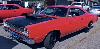 a12 super bee vs ss camaro drag race