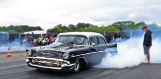 big block 57 chevy drag racing