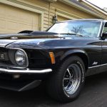raven_black_classic_mustangs