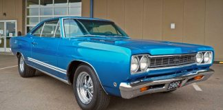 restored 1968 plymouth gtx 4-speed