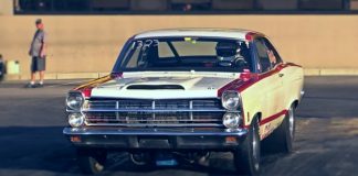 ford fairlane 1/4 mile drag racing