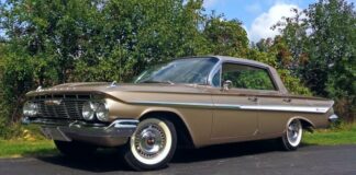 1961 chevy impala 4-door