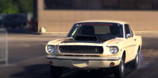 1965 ford mustang 1/4 mile drag racing