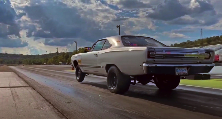 mike brewer 1968 plymouth gtx drag racing