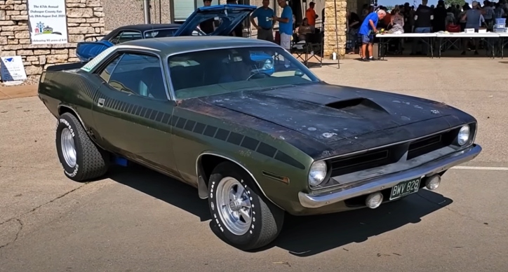 barn find plymouth aar cuda