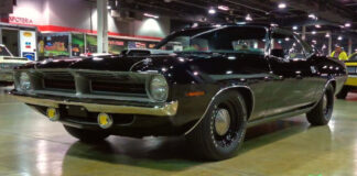 1970 plymouth 426 hemi cuda
