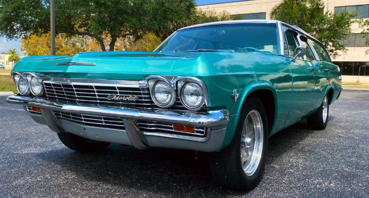 1965 Chevy Impala Station Wagon Packs a 454 Big Block