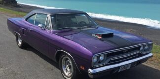 restored 1970 plymouth gtx 440-6bbl