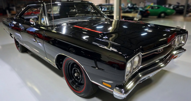 1969 plymouth gtx in black velvet