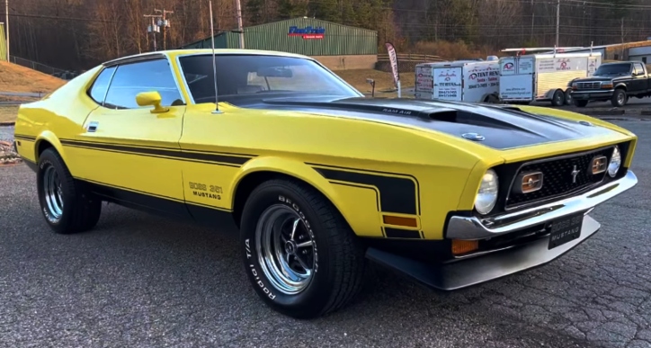 yellow boss 351 ford mustang