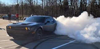 hellcat redeye challenger donuts flybys