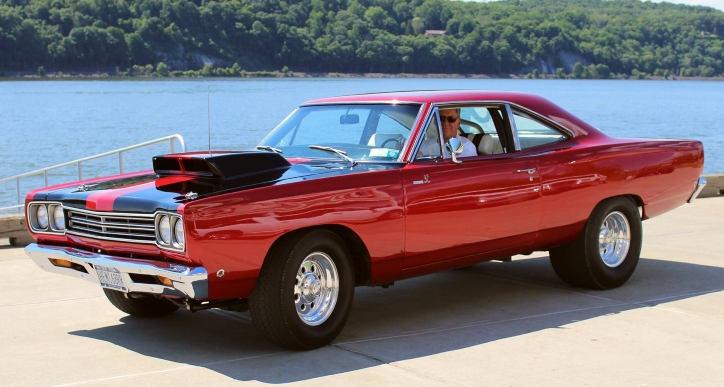 1968 plymouth road runner