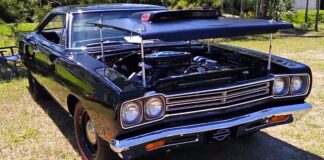 1969 plymouth road runner black