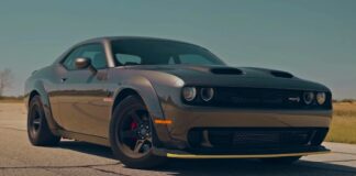 dodge hellcat super stock in action