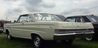 restored 1965 mercury comet cyclone