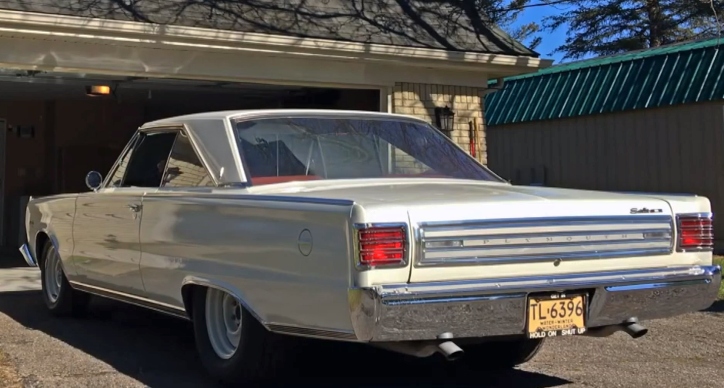 1966 plymouth satellite 426