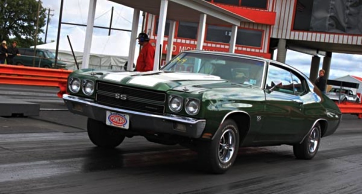 1972 dodge demon vs 1970 chevy chevelle drag race