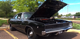 black 1968 dodge hemi charger