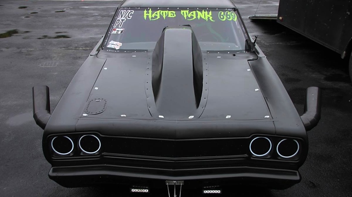 plymouth road runner hate tank drag racing