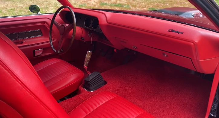 black and red 1970 dodge challenger r/t