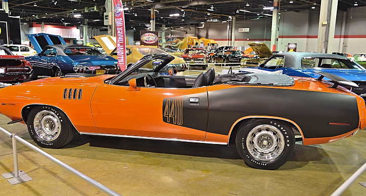 1971 Plymouth 'Cuda 440 4-Speed Convertible 