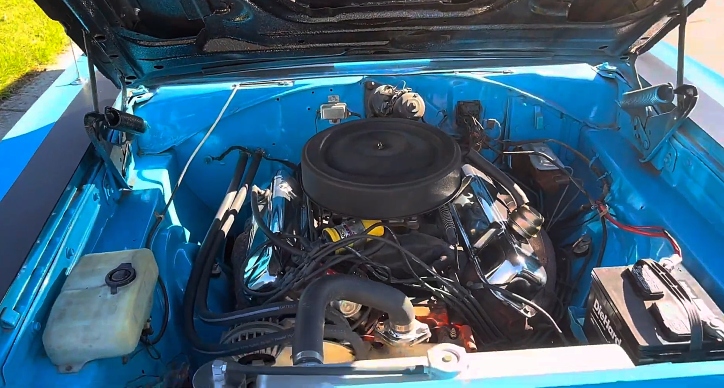 1968 Plymouth Satellite RR 413 Wedge engine